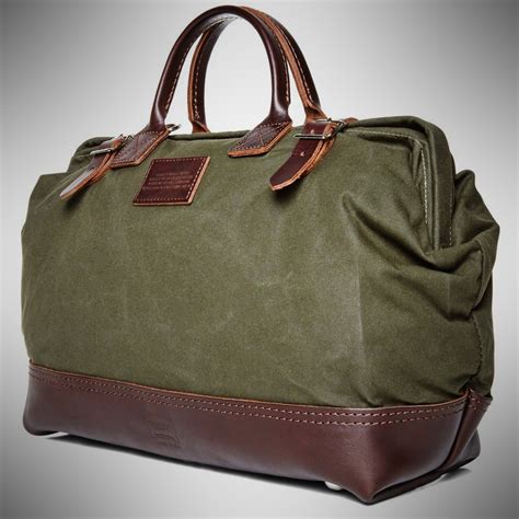 best weekender bag men's